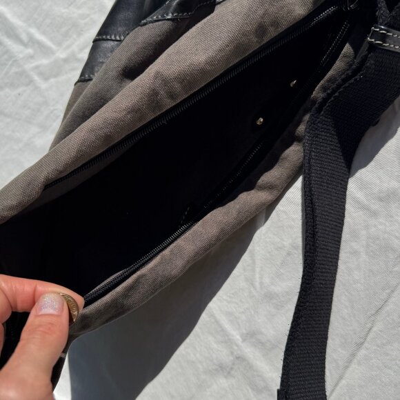 Iyiami Handbags Black Leather Charcoal Cotton Canvas Sling Bag - Picture 8 of 11